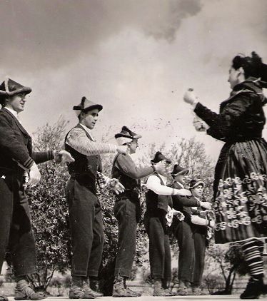 trajes y folklore tradicional de castilla-la mancha